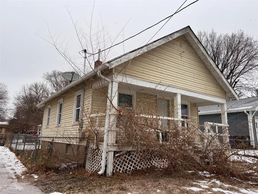 2710 E Washington Avenue, Des Moines, IA 50317 - Image #2