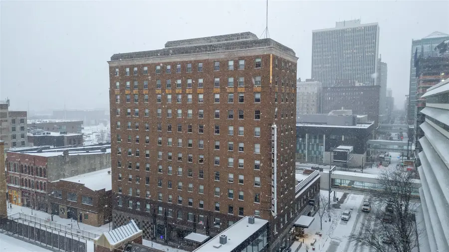 400 Walnut Street #1102, Des Moines, IA 50309 - Image #2