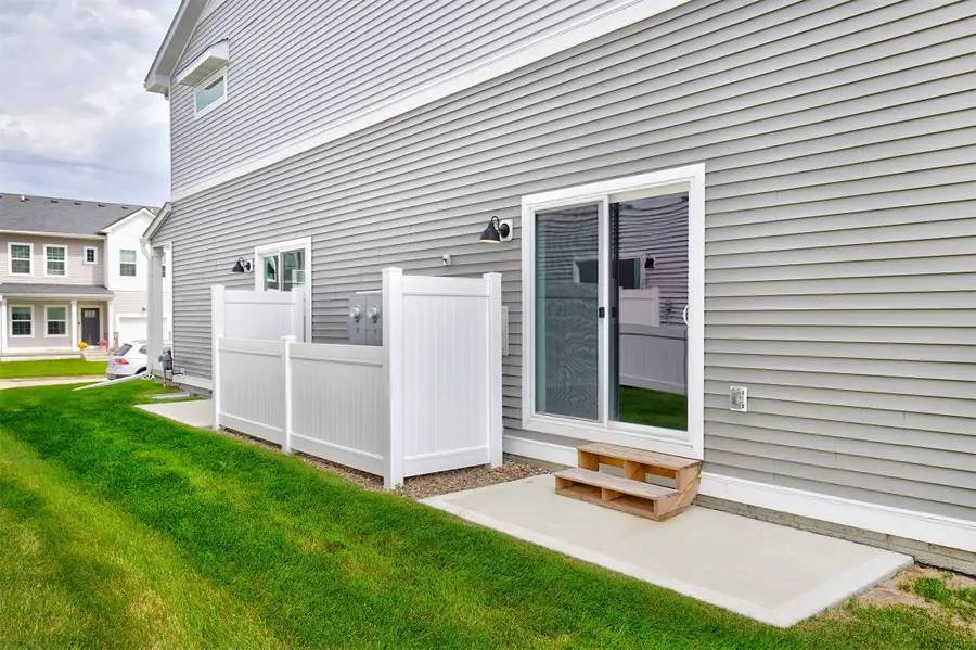 9669 Crestview Drive, West Des Moines, IA 50266 - Image #3