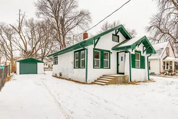 1424 Milton Avenue, Des Moines, IA 50316