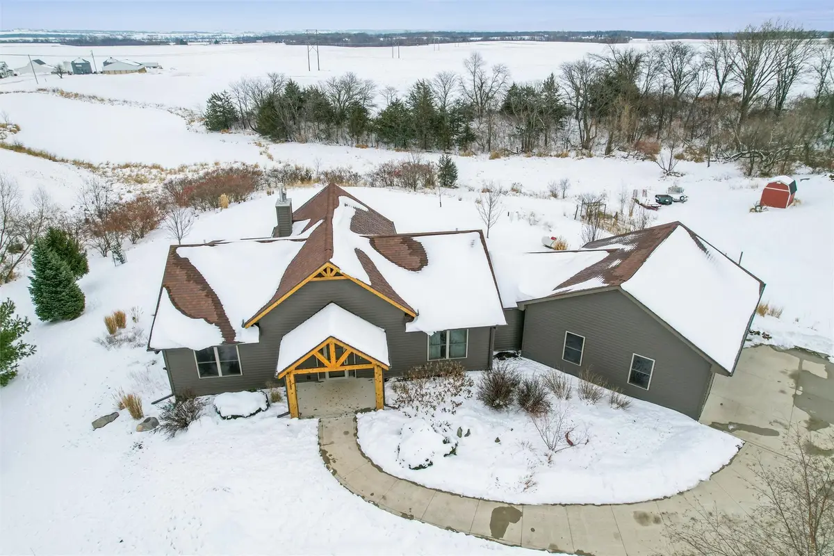 14589 NE White Oak Drive, Elkhart, IA 50073 - Image #1