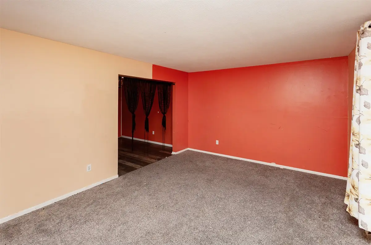 4101 Leyden Avenue, Des Moines, IA 50317 - Image #1