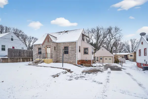 702 Maxwelton Drive, Des Moines, IA 50315