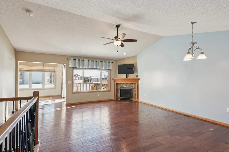 1515 NE Falstaff Lane, Ankeny, IA 50021 - Image #3