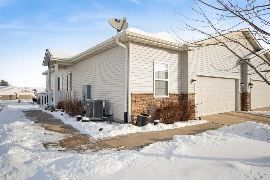 1459 Indigo Drive Se, Altoona, IA 50009 - Image #2