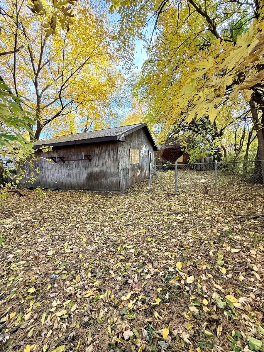 512 Morton Avenue, Des Moines, IA 50313 - Image #2