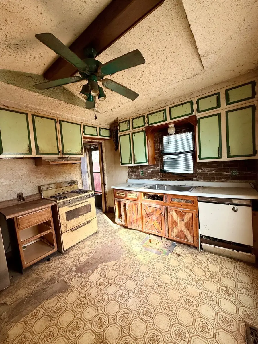 512 Morton Avenue, Des Moines, IA 50313 - Image #3