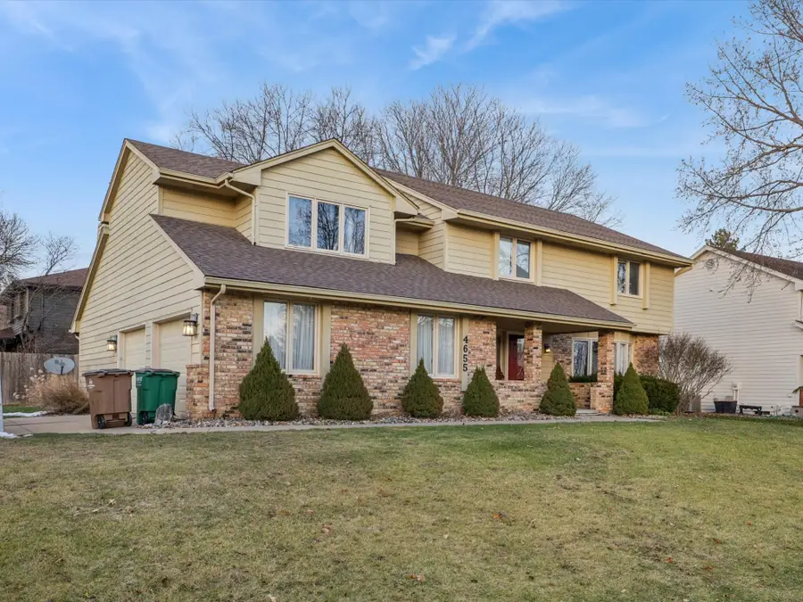 4655 Stonebridge Road, West Des Moines, IA 50265 - Image #2