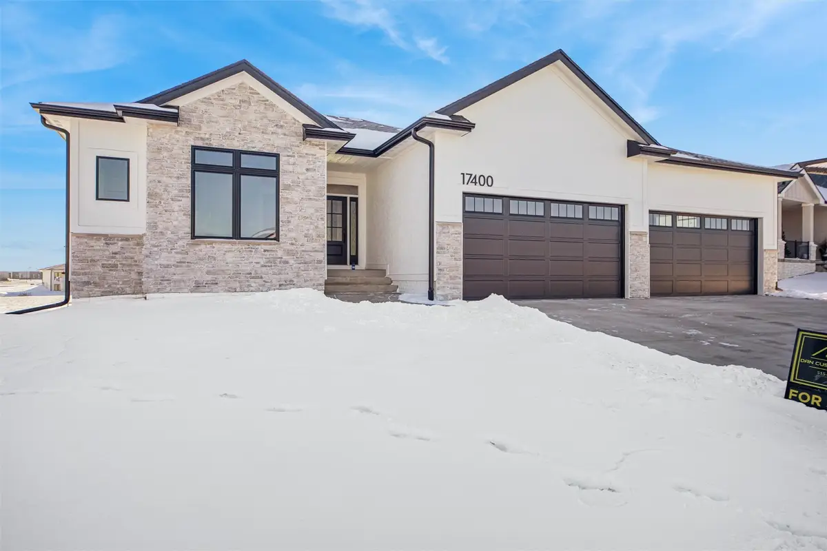 17400 North Valley Drive, Urbandale, IA 50323 - Image #1