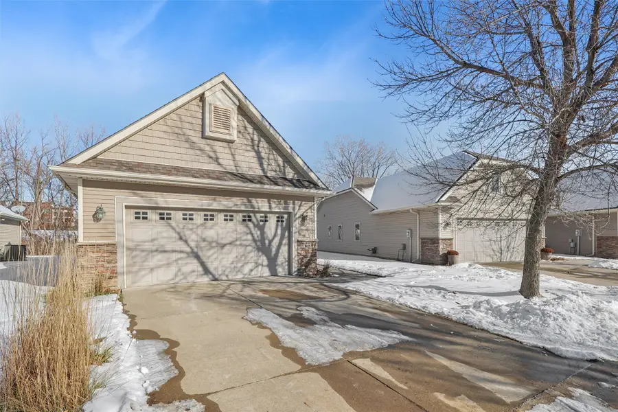 645 65th Place #165, West Des Moines, IA 50266 - Image #2