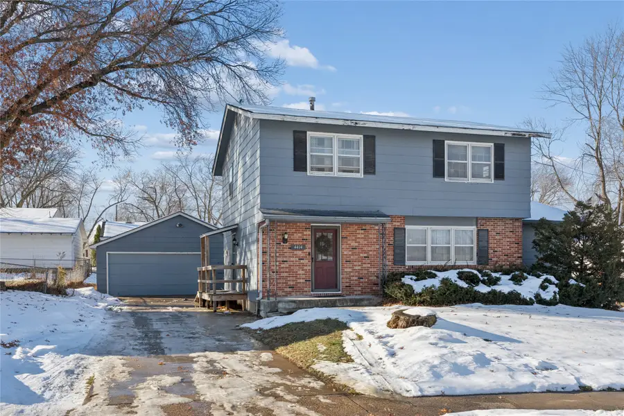 4414 63rd Street, Urbandale, IA 50322 - Image #2