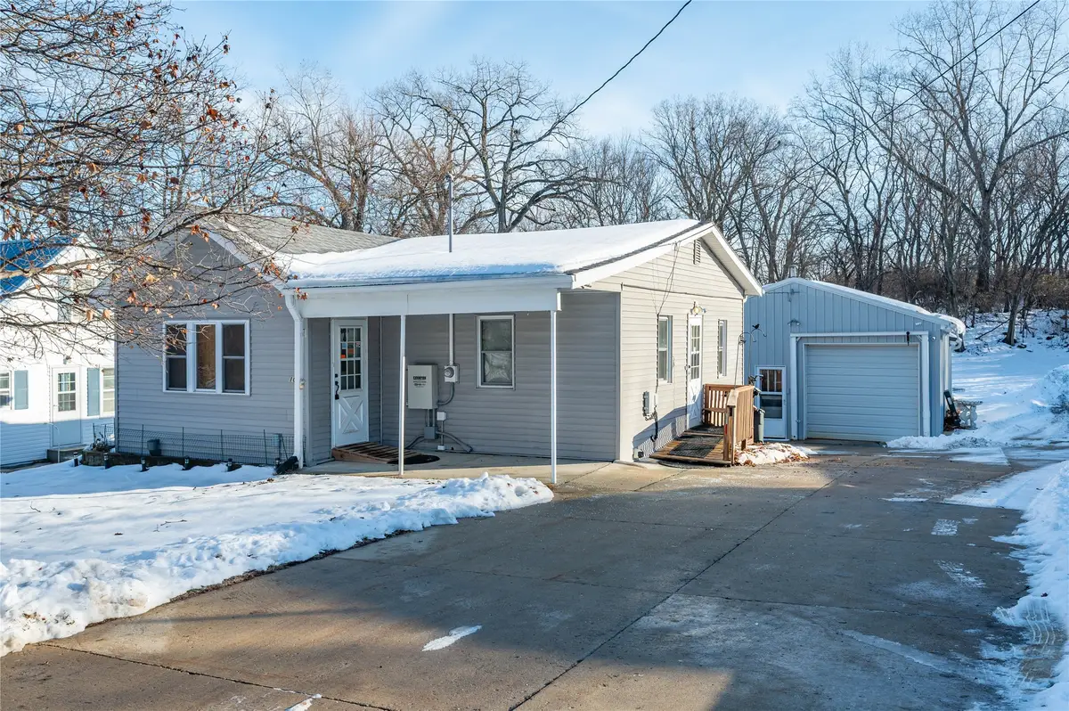 1004 1st Street N, Newton, IA 50208 - Image #1