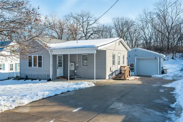 1004 1st Street N, Newton, IA 50208