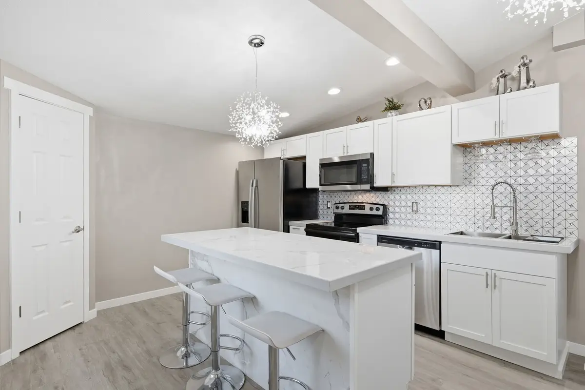 3126 SW 12th Place, Des Moines, IA 50315 - Image #1