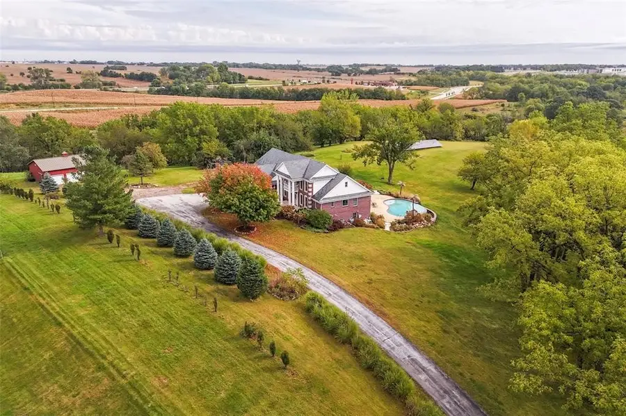 625 NE 72nd Street, Pleasant Hill, IA 50327 - #3