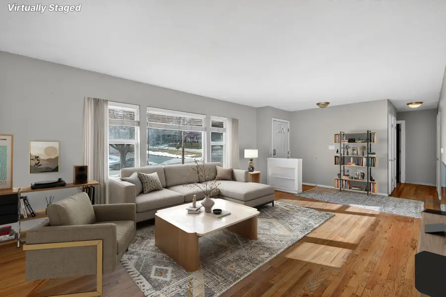 2921 Meadow Lane, West Des Moines, IA 50265 - Image #2