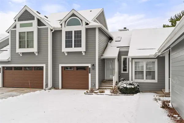 2505 82nd Street, Urbandale, IA 50322