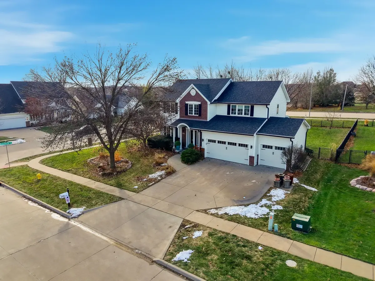 206 59th Court, West Des Moines, IA 50266 - Image #1