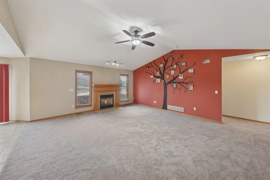 1820 3rd Avenue Se, Altoona, IA 50009 - Image #3