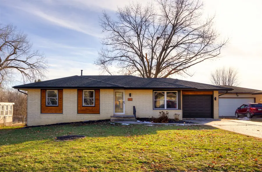 303 W Mckinney Street, Runnells, IA 50237 - Image #2