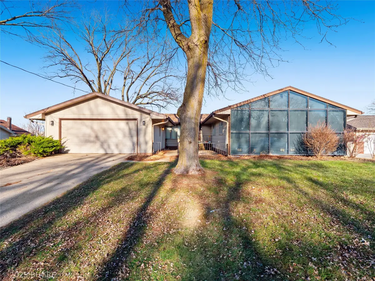 3113 Pleasant Street, West Des Moines, IA 50266 - Image #1