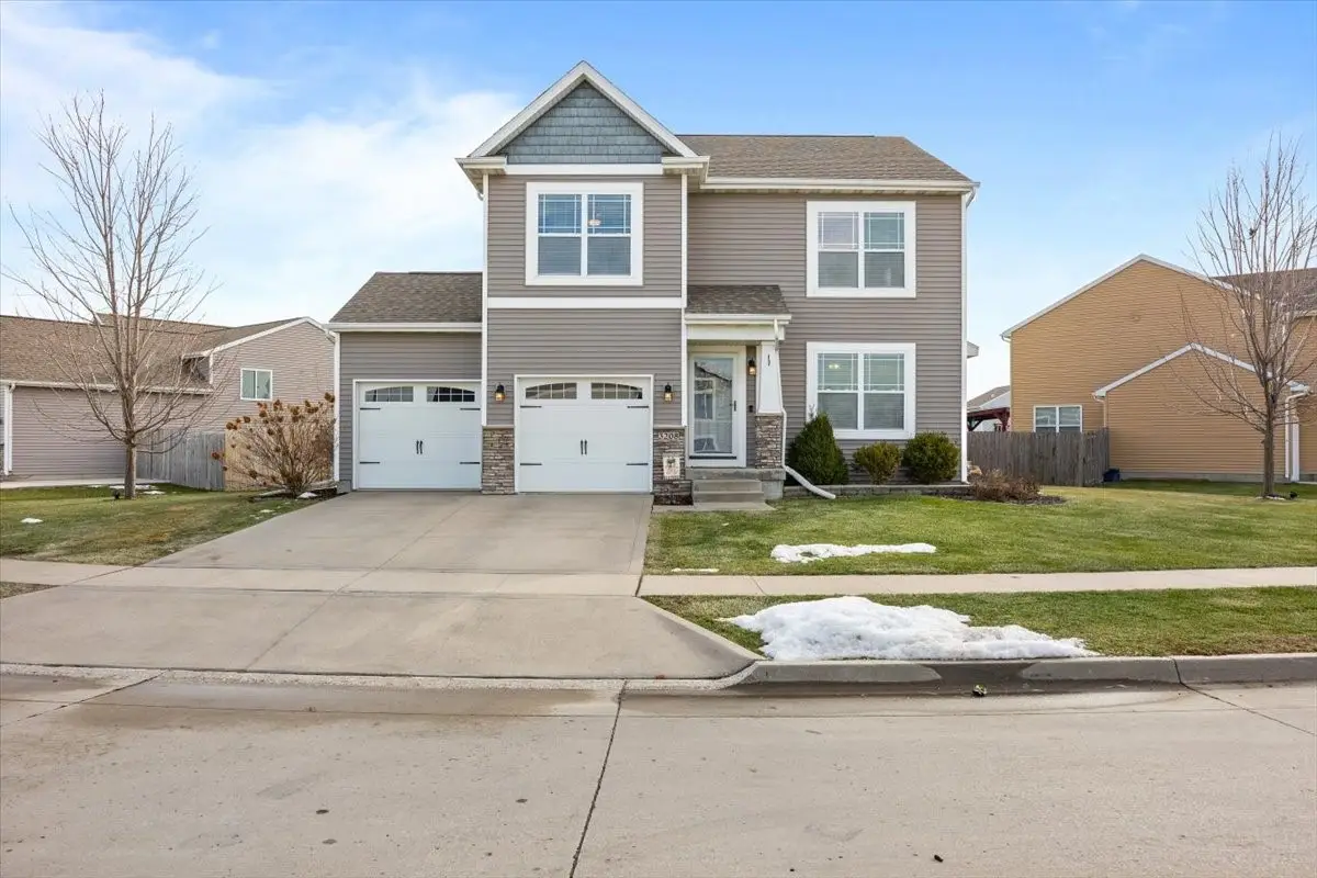 3208 Birch Street Sw, Bondurant, IA 50035 - Image #1