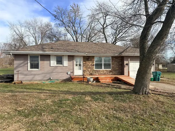 5027 NE 3rd Street, Des Moines, IA 50313