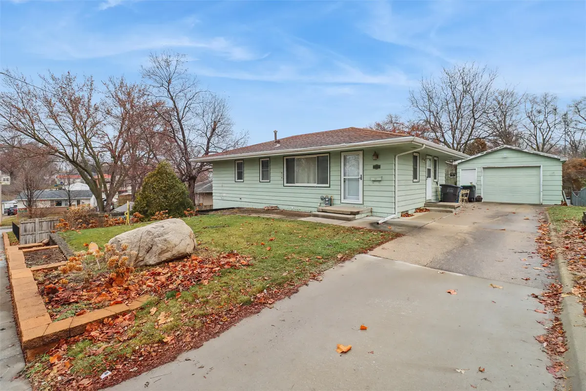 3111 SE 6th Street, Des Moines, IA 50315 - Image #1