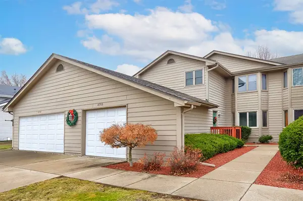 4715 84th Street #C, Urbandale, IA 50322