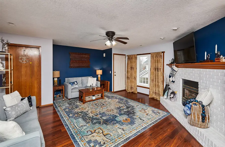 4715 84th Street #C, Urbandale, IA 50322 - Image #2