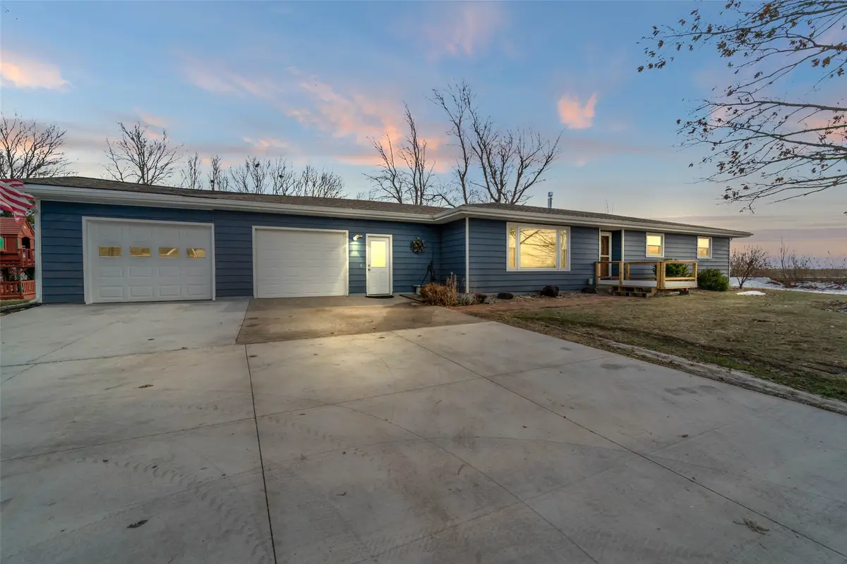 1338 W Avenue, Ames, IA 50014 - Image #1