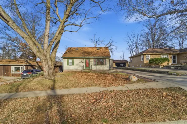 5909 Forest Avenue, Des Moines, IA 50311