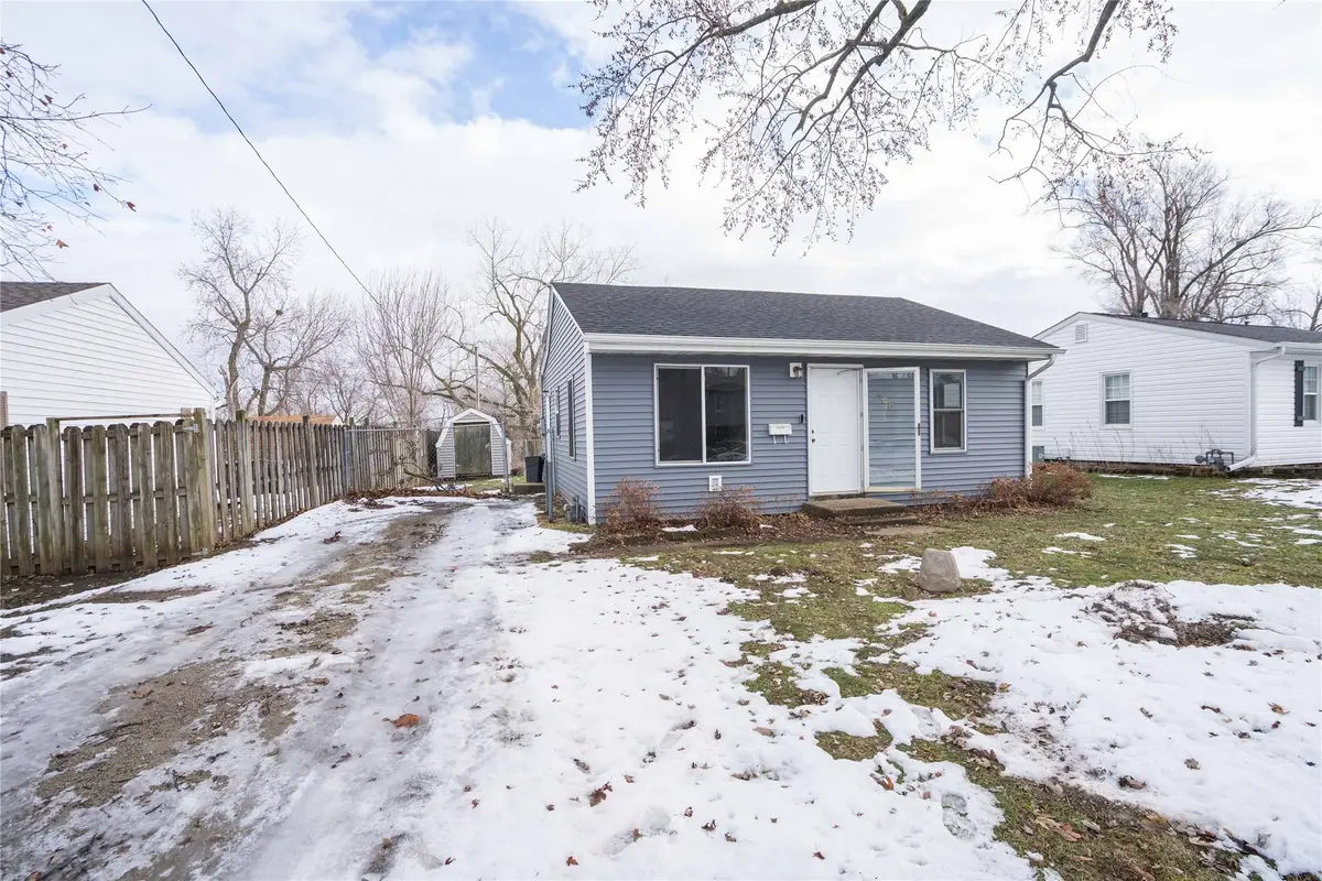 600 E 26th Street S, Newton, IA 50208 - Image #1
