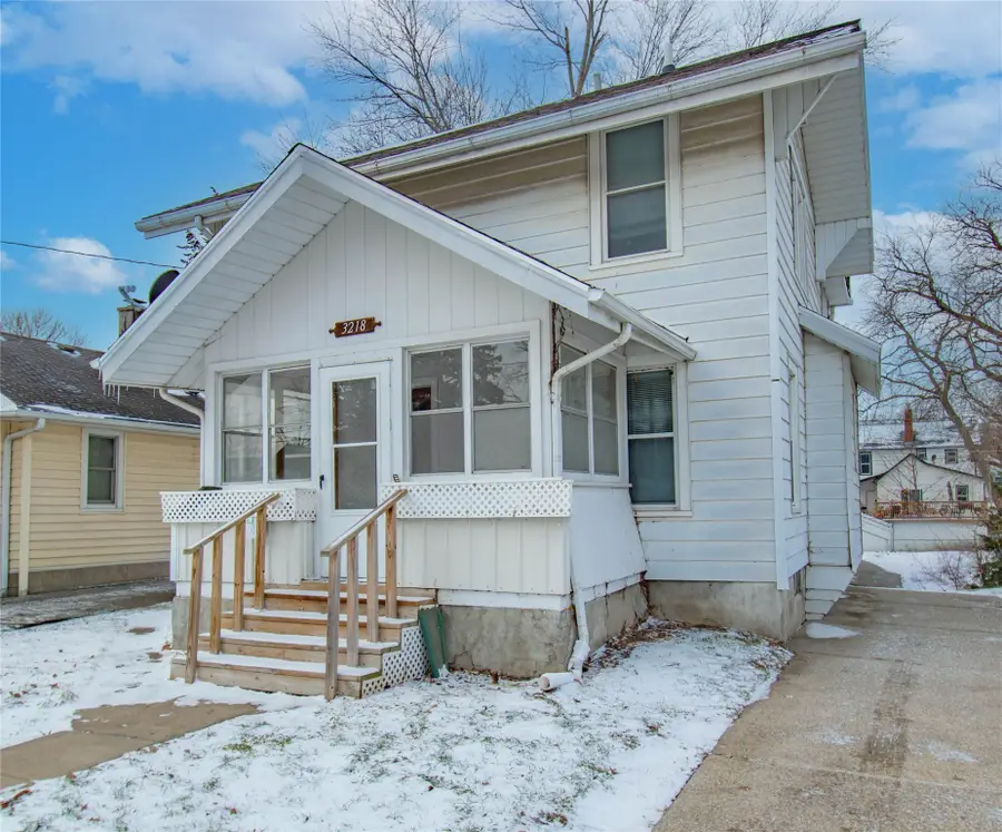 3218 2nd Avenue, Des Moines, IA 50313 - Image #2