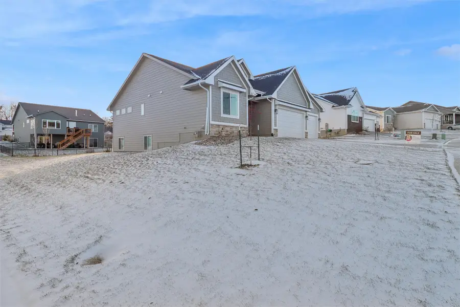 174 E Bridge Road, Polk City, IA 50226 - Image #3