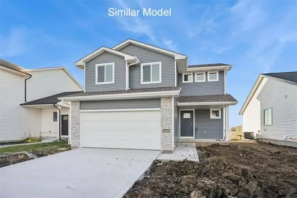 570 NW Rockwood Lane, Grimes, IA 50111