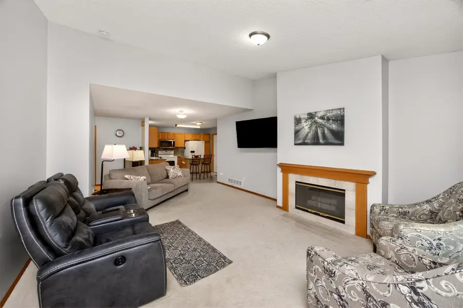 10516 Meredith Drive #3, Urbandale, IA 50322 - Image #2