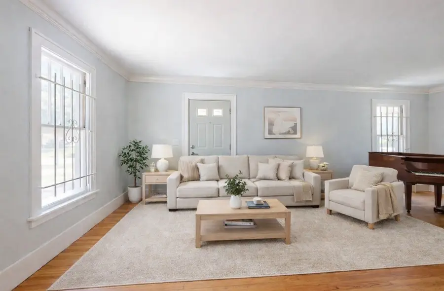 736 Guthrie Avenue, Des Moines, IA 50316 - #2