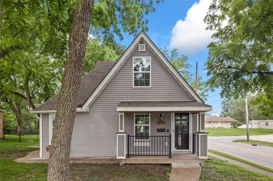 402 S 11th Street, Adel, IA 50003 - #2
