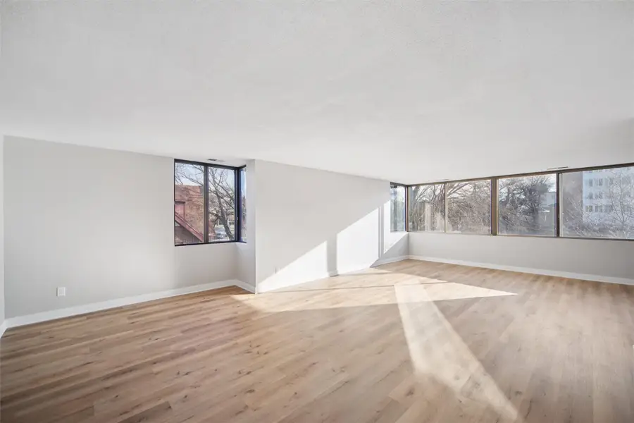 505 36th Street #302, Des Moines, IA 50312 - Image #2