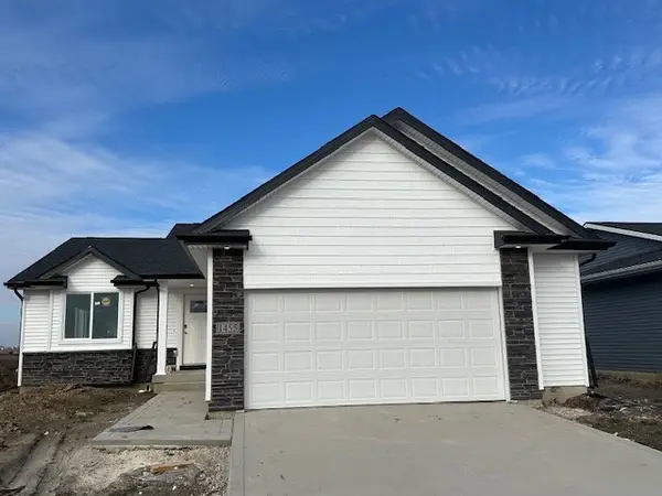 1455 Locust Street, Waukee, IA 50263