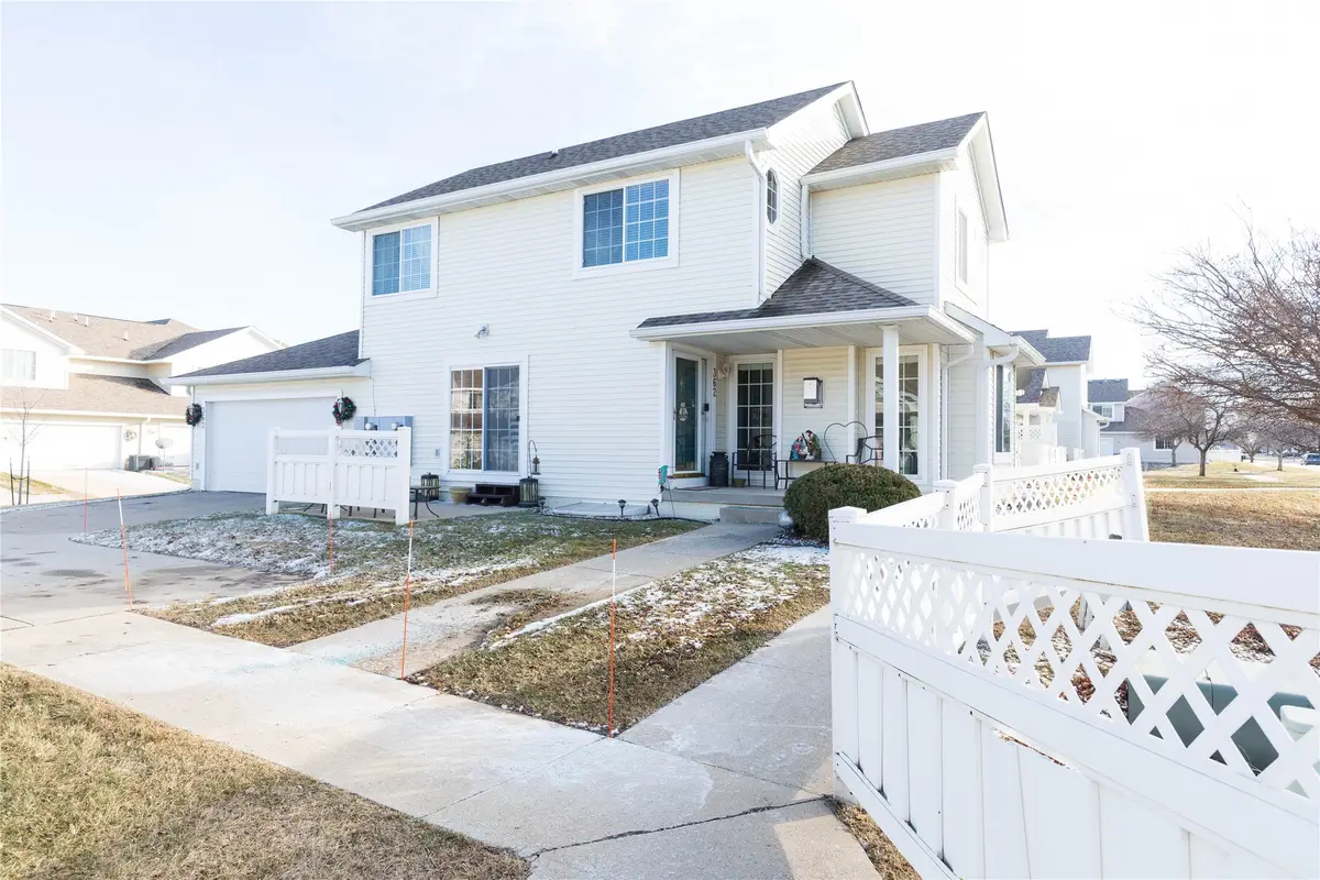 362 SE Meadowlark Court, Waukee, IA 50263 - Image #1