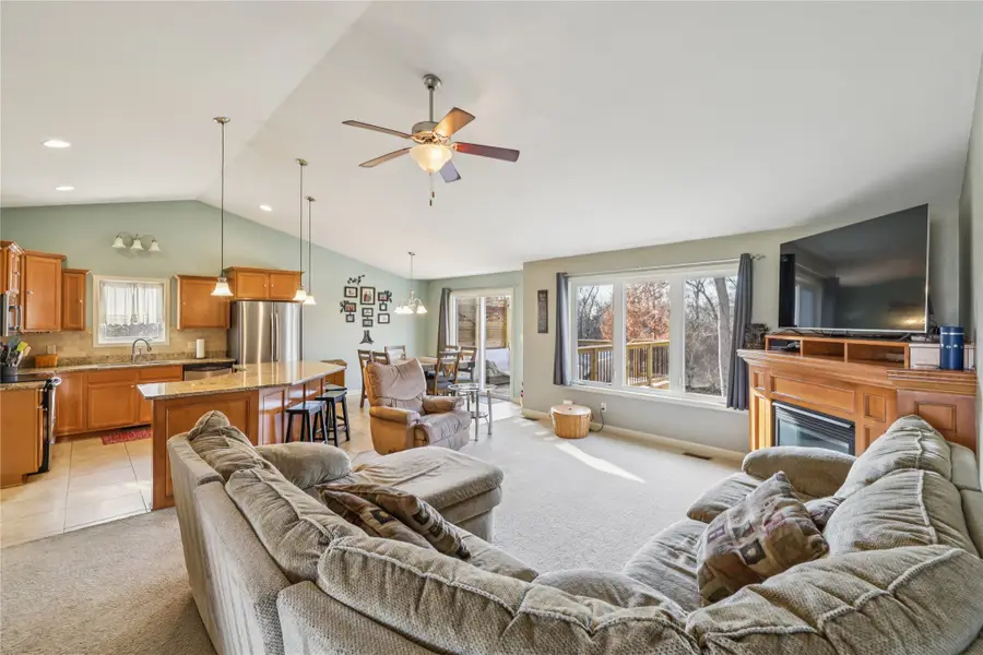 8808 Daybreak Road, Johnston, IA 50131 - Image #3