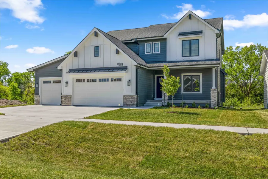 9814 Watermeadow Circle, Johnston, IA 50131 - #2
