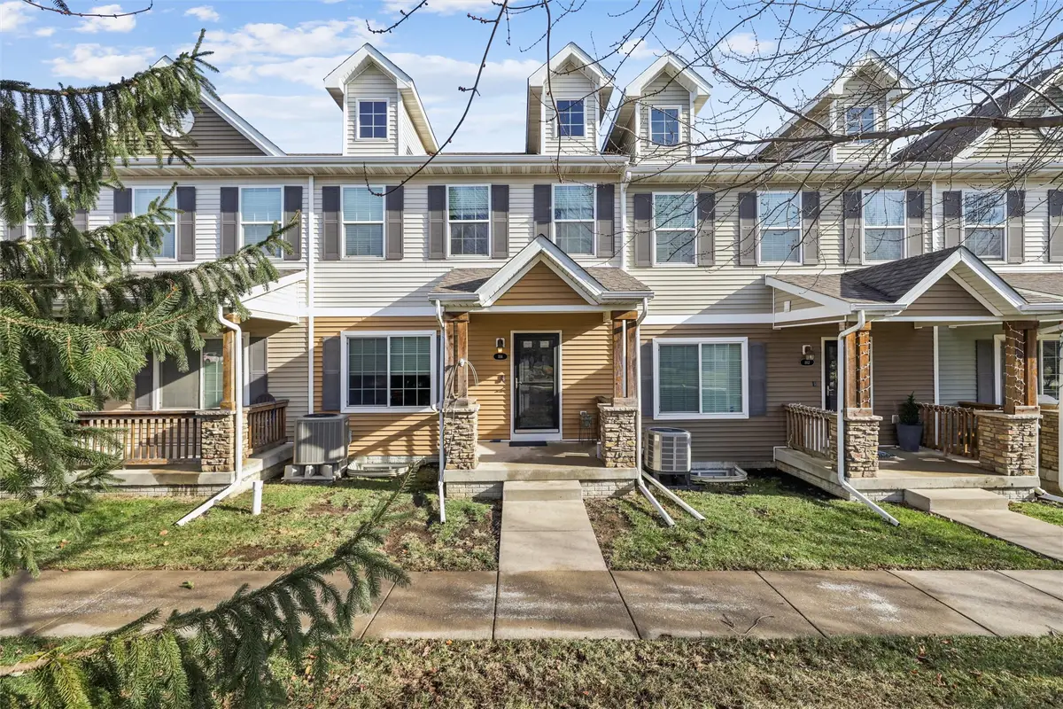 9165 Greenspire Drive #114, West Des Moines, IA 50266 - Image #1