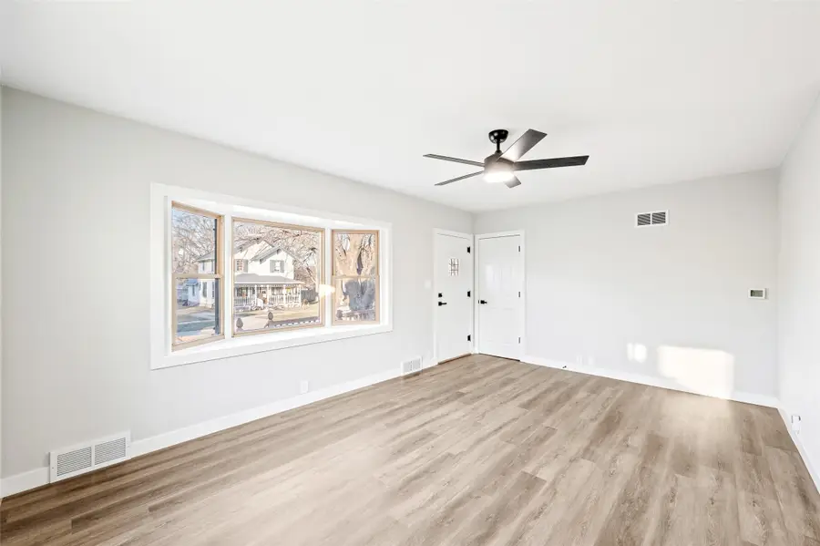 801 E Ashland Avenue, Indianola, IA 50125 - #2