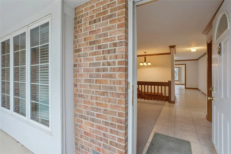 9801 Valdez Drive, Urbandale, IA 50322 - Image #3