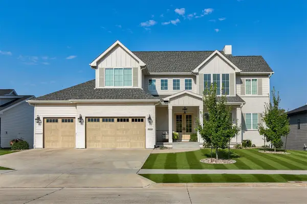 3612 NW 178th Court, Clive, IA 50325