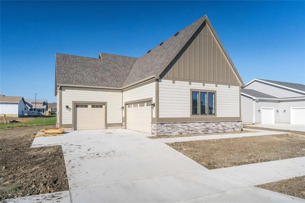 207 SW 16th Street, Ankeny, IA 50023 - Image #1