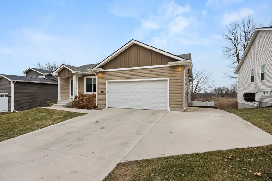 5337 Carter Court, Johnston, IA 50131 - Image #2
